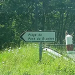 Ma Au Bord De L'eau Pensión 4*