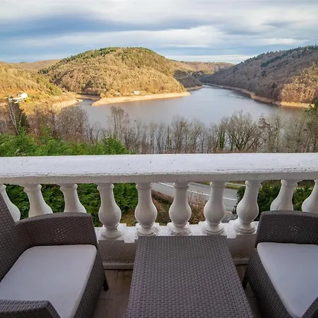 Ma Au Bord De L'eau Penzion