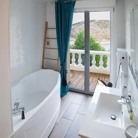 Ma Au Bord De L'eau Penzion