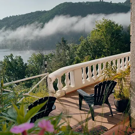 Ma Au Bord De L'eau Penzion Miremont (Puy-de-Dome)