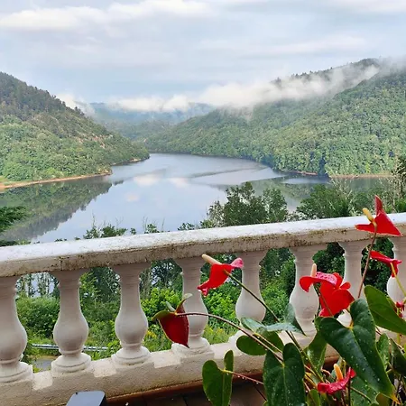 게스트하우스 Ma Au Bord De L'eau Miremont (Puy-de-Dome)