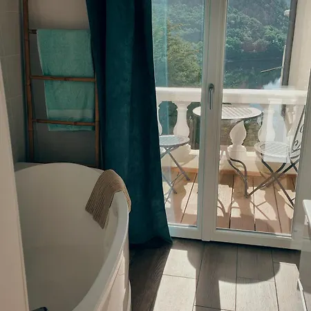 Ma Au Bord De L'eau Penzion Miremont (Puy-de-Dome)