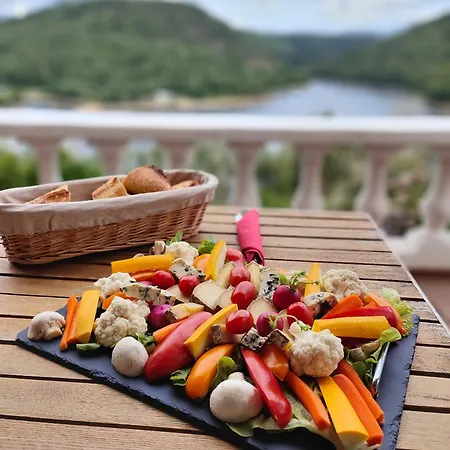 Ma Au Bord De L'eau Penzion