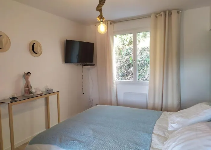 게스트하우스 Ma Au Bord De L'eau