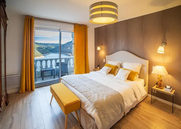 게스트하우스 Ma Au Bord De L'eau 4*