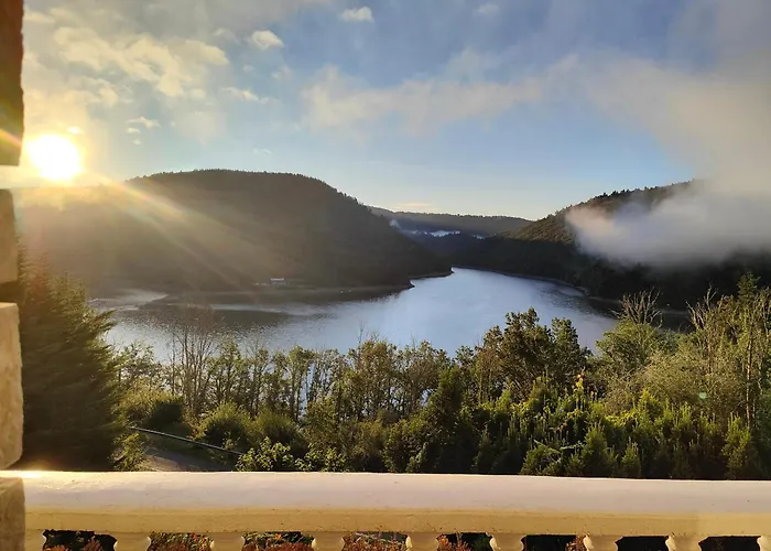 게스트하우스 Ma Au Bord De L'eau Miremont (Puy-de-Dome)