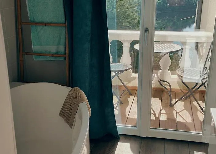 Ma Au Bord De L'eau 게스트하우스 Miremont (Puy-de-Dome)